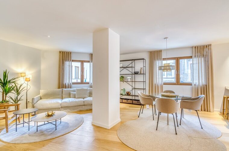Apartment for sale with expansive terrace in palma