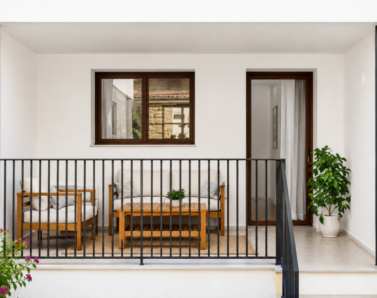 Contemporary three-bedroom sanctuary with private parking for sale in sóller