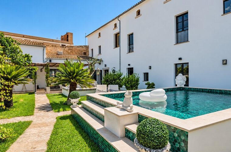 Grand historic manor with private ballroom and wellness spa near santa maría del camí