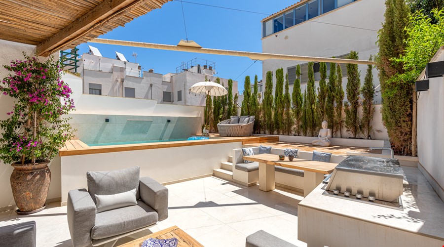 Exquisitely Renovated Townhouse with Pool and Roof Terrace for sale in Palma