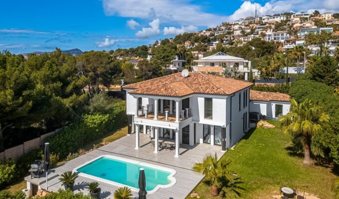 Stately mediterranean villa with private south-facing pool in santa ponsa
