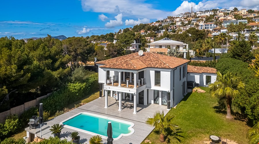 Stately mediterranean villa with private south-facing pool in santa ponsa
