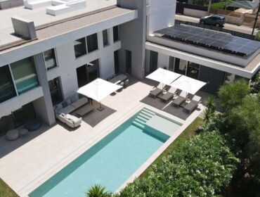 Spacious contemporary villa with private pool and mature gardens for sale in santa ponsa