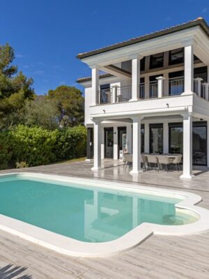 Stately mediterranean villa with private south-facing pool in santa ponsa