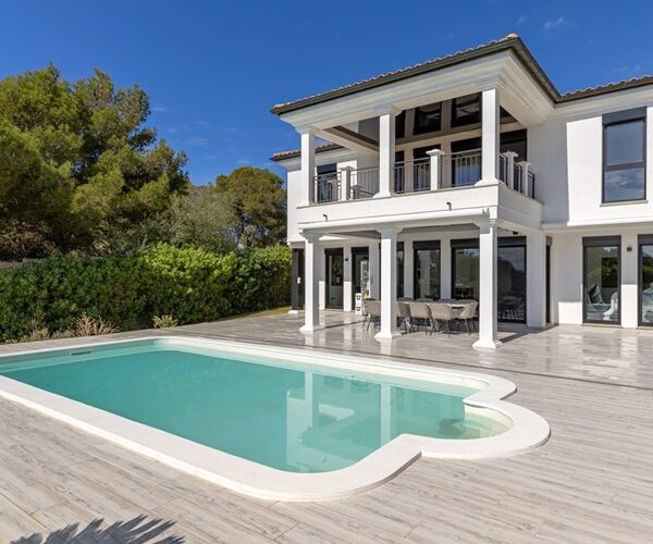 Stately mediterranean villa with private south-facing pool in santa ponsa