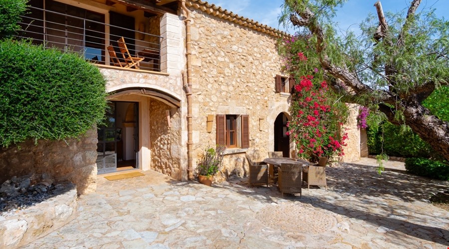 Country house for sale in Llucmajor Country house for sale in Llucmajor