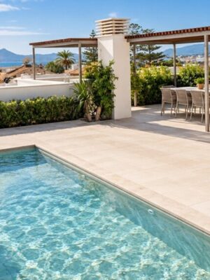 Luxurious penthouse with private rooftop pool and bay views for sale in pollensa