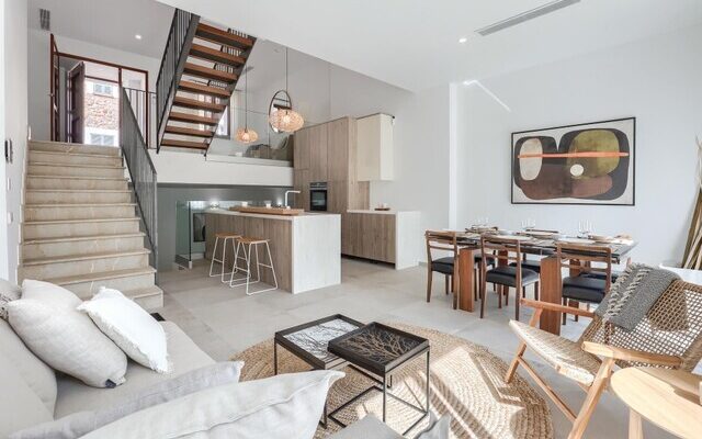 Modern four-bedroom townhouse with heated pool and citrus garden in fornalutx