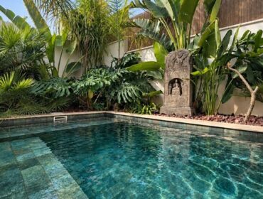 Exquisite renovated mediterranean villa with heated pool and rooftop terrace in bendinat