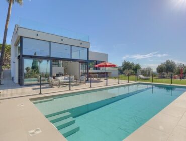 Modernist architectural villa with panoramic vistas for sale near bunyola