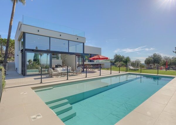 Modernist architectural villa with panoramic vistas for sale near bunyola