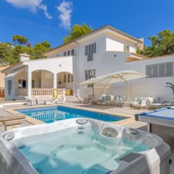 Mediterranean villa with panoramic views and private pool for sale in calvià
