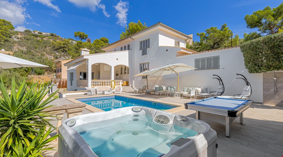Mediterranean villa with panoramic views and private pool for sale in Son Font, Calvià