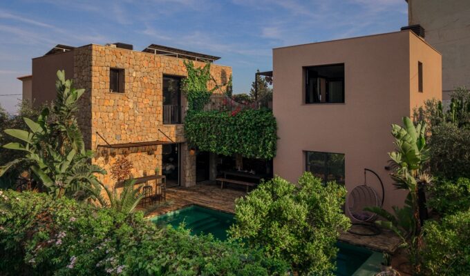 Contemporary four-bedroom villa with saltwater pool and sea vistas in palma