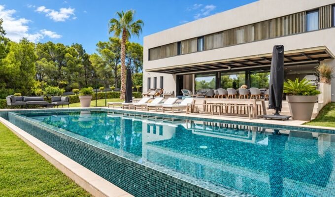 Contemporary six-bedroom sanctuary bordering nature in santa ponsa