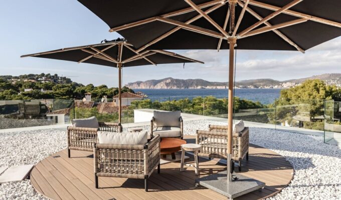 Contemporary seafront villa with dual pools for sale in santa ponsa