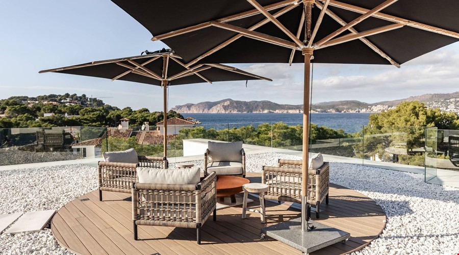Villa en venta en Santa Ponsa