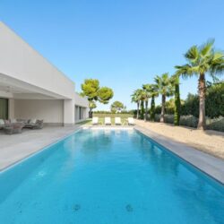 Exquisite single-level modern villa with saltwater pool for sale in sol de mallorca